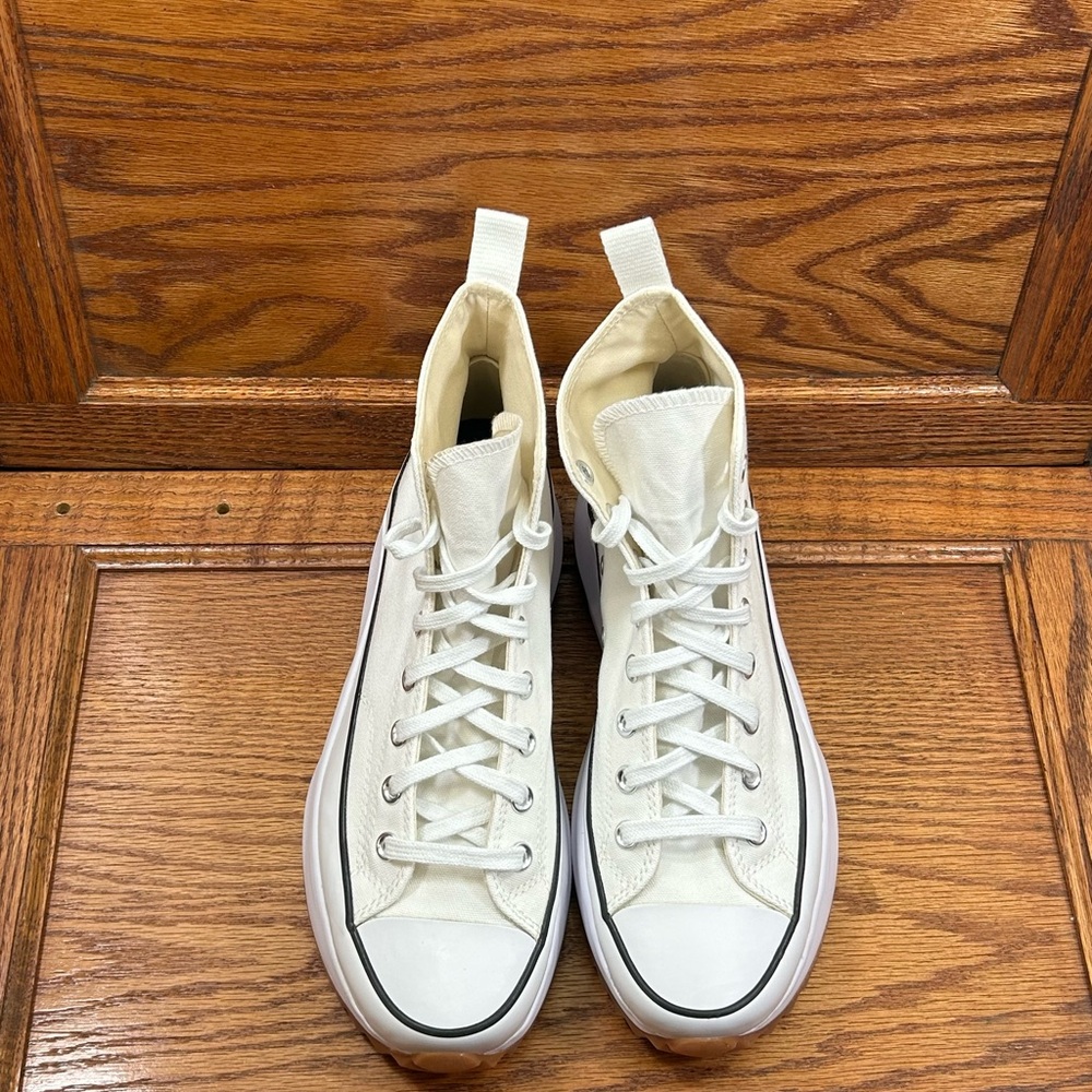 Converse Run Star Hike Hi White Black Gum Shoes - Picture 4 of 8